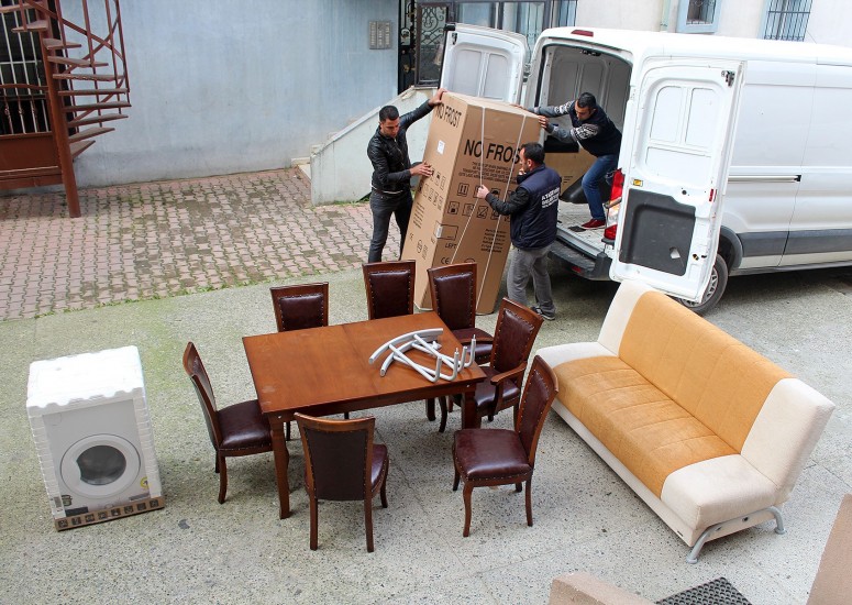 Eşya yardımı